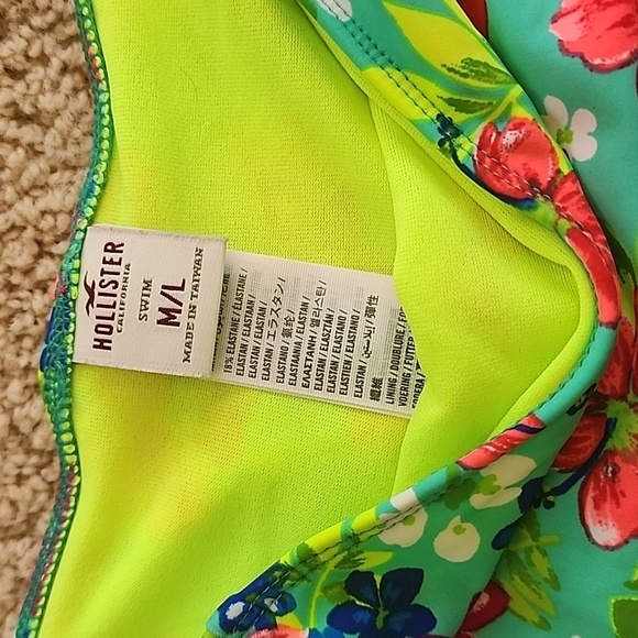 Hollister S/M bright floral halter bikini set. - Picture 3 of 7